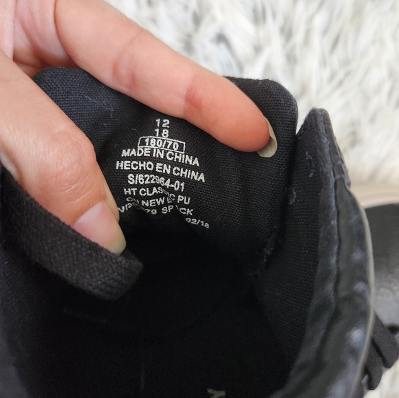 Old Navy Boys High-Tops Sneakers - Picture 6 of 7